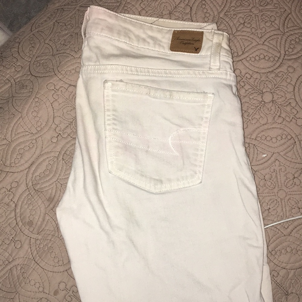 white american eagle pants